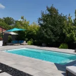 Piscine creusée en fibre de verre Mova, modèle 13x27, finition Diamant couleur Blanc