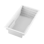 Piscine creusée en fibre de verre Mova, modèle 13x27, vue d’angle