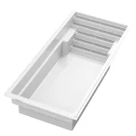 Piscine creusée en fibre de verre Mova, modèle 11x25, vue d’angle