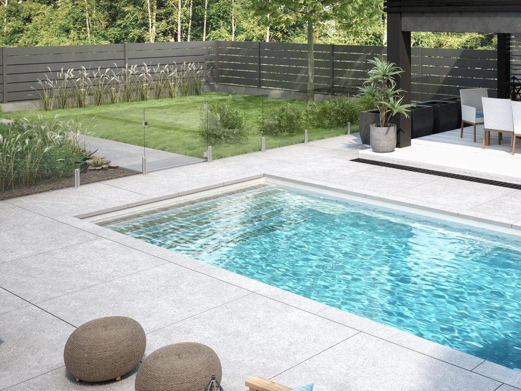 Piscine creusée en fibre de verre Mova, modèle 11x19, finition Diamant couleur Mova